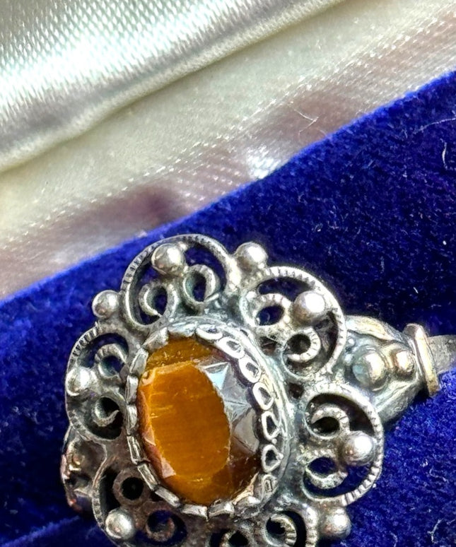 Vintage 925 sterling gold finish tiger eye filagree ring