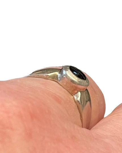 Vintage sterling silver 925 black onyx ring