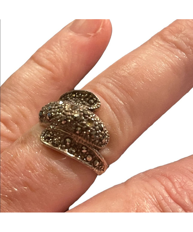 Vintage sterling 925 silver marcasite ring