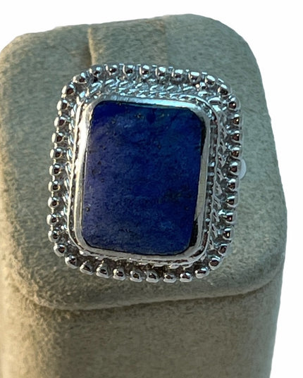Vintage 925 Sterling silver lapis lazuli stone ring
