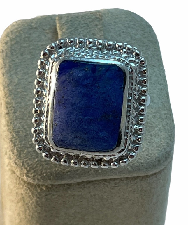 Vintage 925 Sterling silver lapis lazuli stone ring