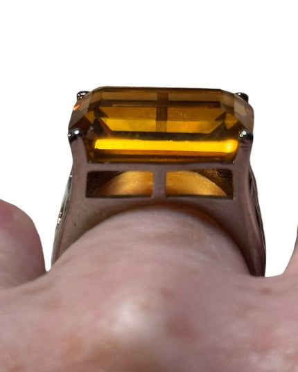 Lovely 925 sterling silver yellow CZ Chunky statement ring