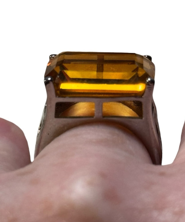 Lovely 925 sterling silver yellow CZ Chunky statement ring