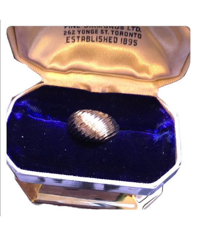 Vintage sterling silver domed ring