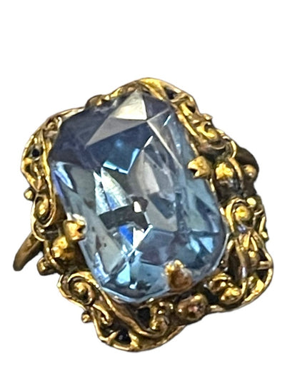 Vintage Ornate antiqued gold brassy finish blue paste glass ring