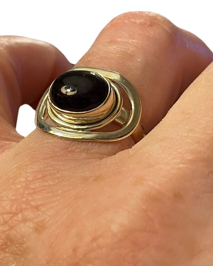 Sterling silver 925 garnet fancy ring