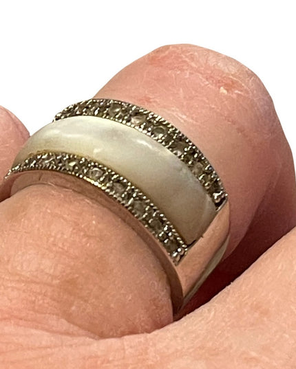 Sterling silver 925 MOP mother of pearl marcasite band ring