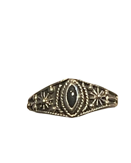 Sterling silver 925 black onyx ornate ring