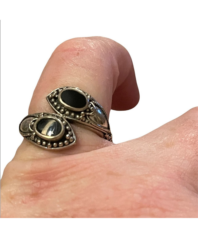 Fancy Vintage black onyx sterling silvwr 925 ring