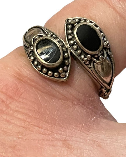 Fancy Vintage black onyx sterling silvwr 925 ring