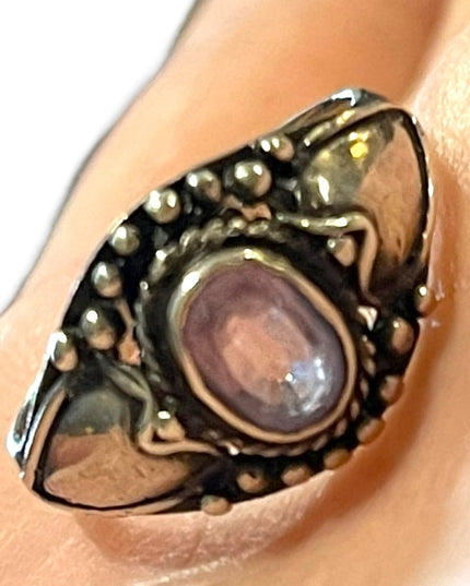 Vintage Sterling silver 925 Antiqued Balinese amethyst stone ornate design ring