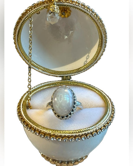 Sterling silver oval ornate Bali style MOONSTONE ring