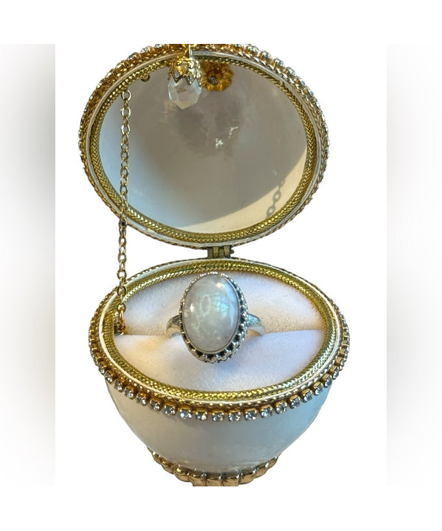 Sterling silver oval ornate Bali style MOONSTONE ring