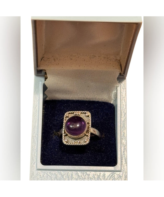 Vintage Sterling Silver 925 Ring Purple Amethyst Cabachon Stone