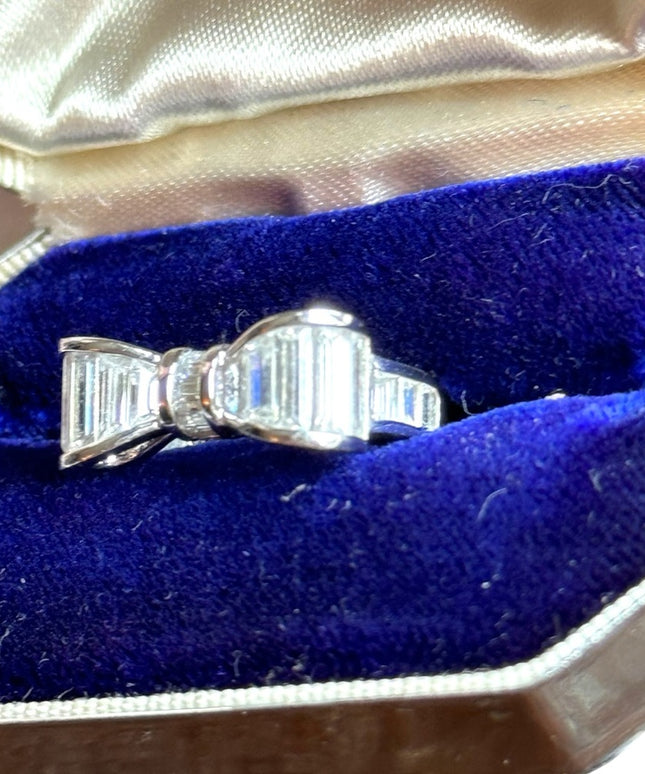 Lovely sterling silver 925 CZ Bow ring Rhodium plated