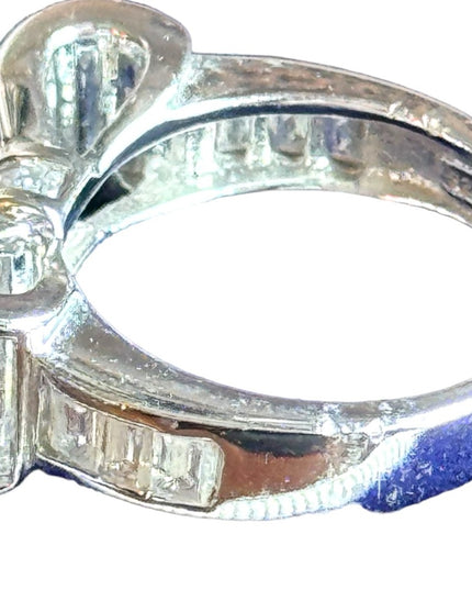 Lovely sterling silver 925 CZ Bow ring Rhodium plated