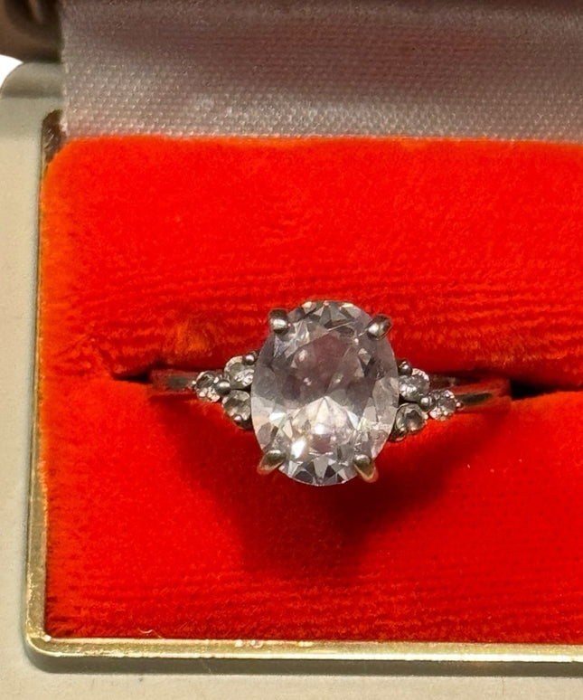 Sterling Silver Oval-Cut Cz 925 Ring