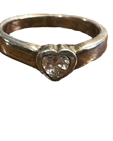 Vintage sterling silver 925 heart CZ ring