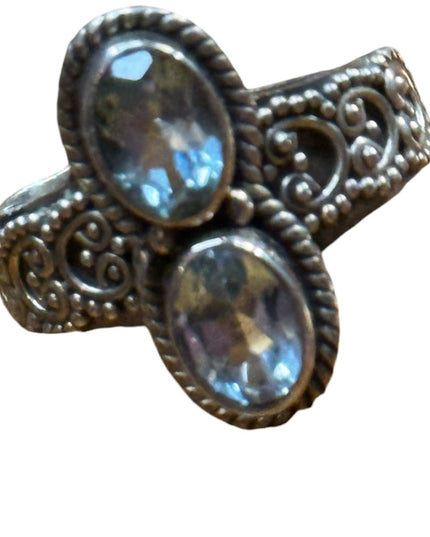 Lovely sterling Silver 925 Blue topaz fancy Gemstone Ring