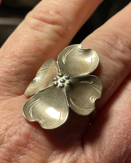 Vintage sterling silver 925 large flower ring