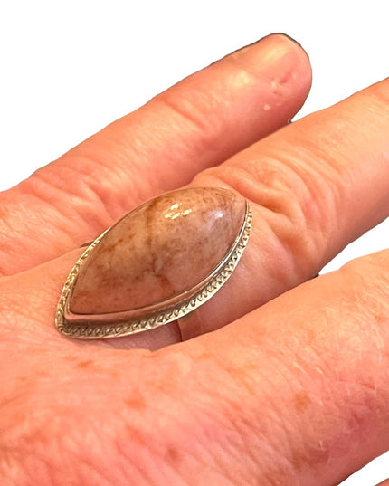 Silver vintage pink stone oblong elongated  ring