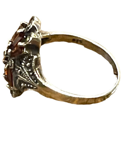 Vintsge sterling silver garnet Marcasite 925 fancy design ring