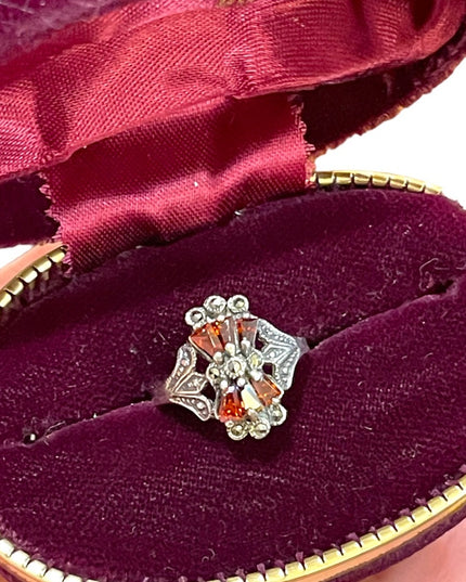 Vintsge sterling silver garnet Marcasite 925 fancy design ring