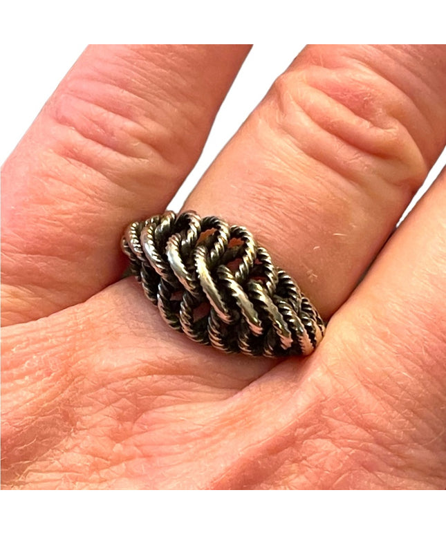 Vintage artisan handmade sterling silver  twisted rope fancy ring