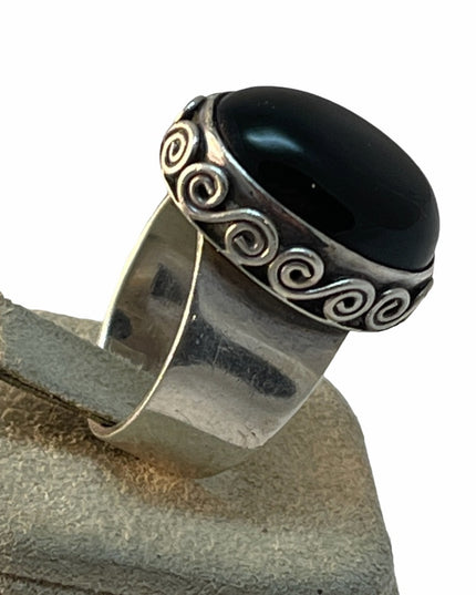 Sterling silver black onyx fancy design ring
