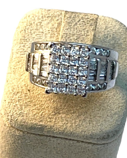 Sterling silver 925 Marked crystal cocktail ring