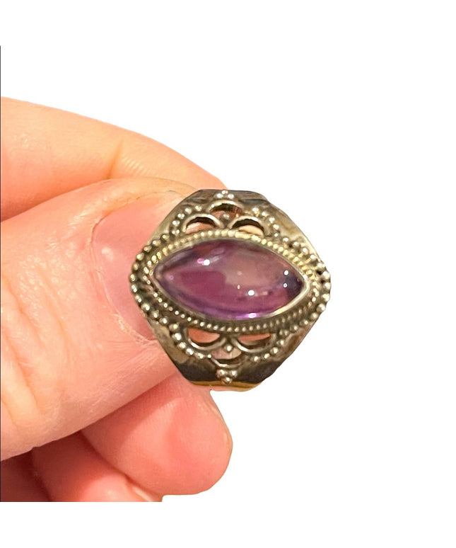 Vintage Sterling silver amethyst fancy ring 925