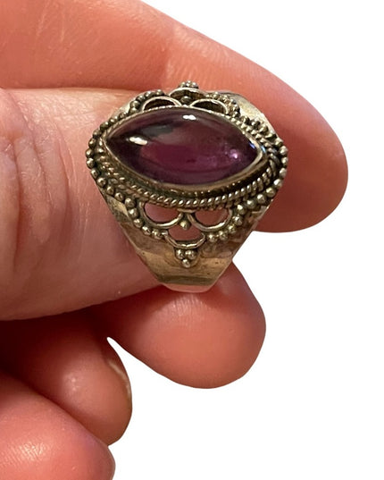 Vintage Sterling silver amethyst fancy ring 925