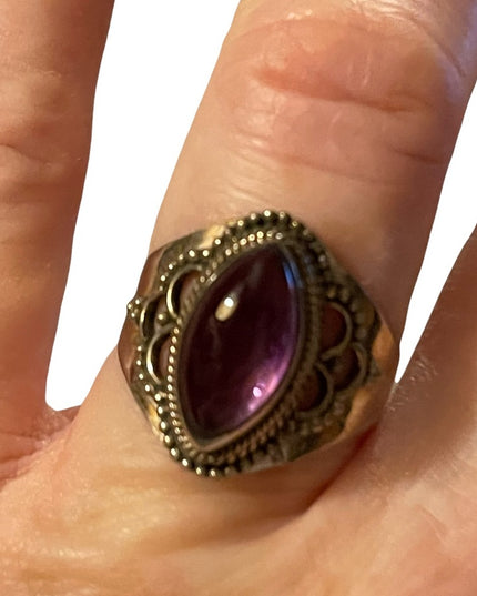 Vintage Sterling silver amethyst fancy ring 925