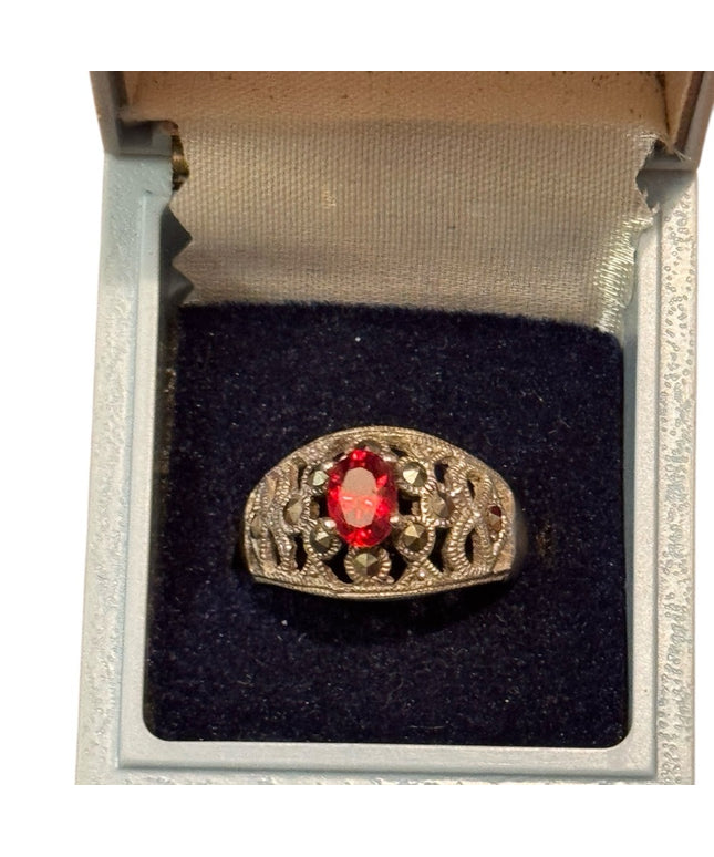 Vintage Sterling Silver 925 Red Sim Ruby & Hematite Ring