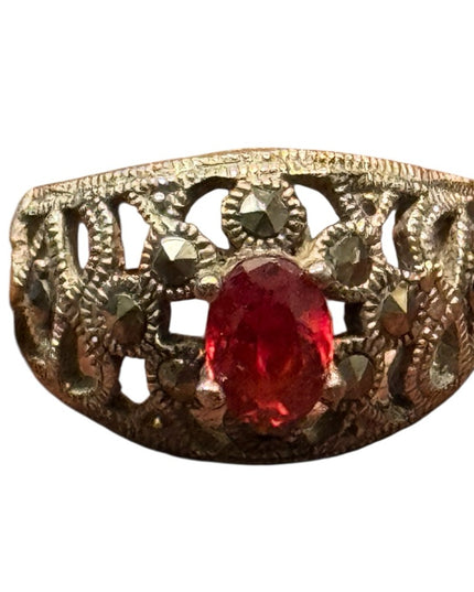 Vintage Sterling Silver 925 Red Sim Ruby & Hematite Ring