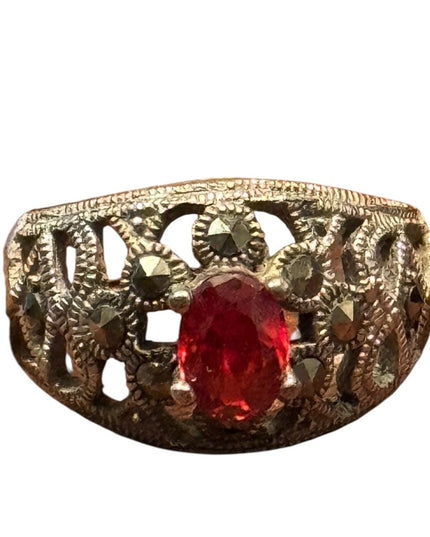 Vintage Sterling Silver 925 Red Sim Ruby & Hematite Ring
