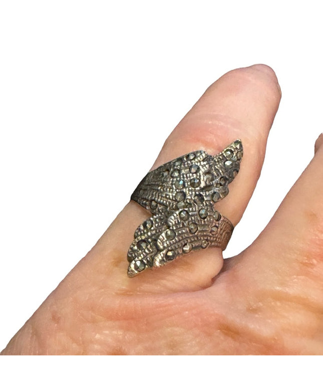 Sterling Silver 925 Marcasite Vintage Textured Angel Wings Ring