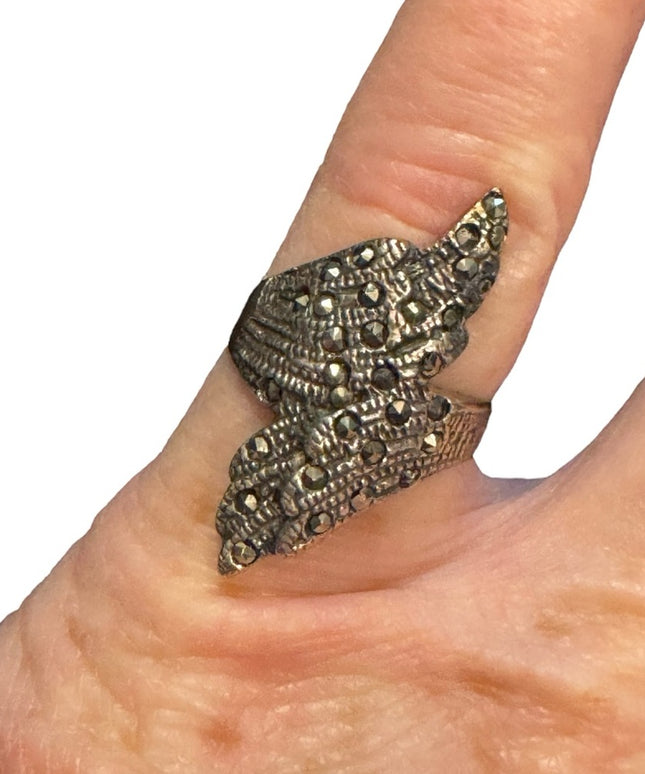 Sterling Silver 925 Marcasite Vintage Textured Angel Wings Ring