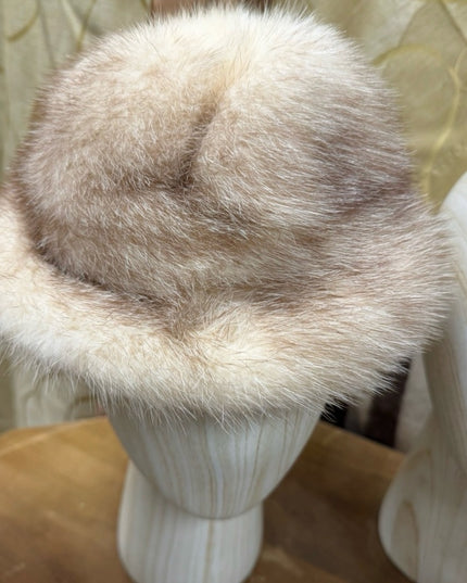 Elegant Cream Blonde Mink Fur Women's Hat
