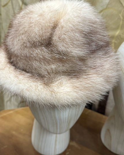 Elegant Cream Blonde Mink Fur Women's Hat
