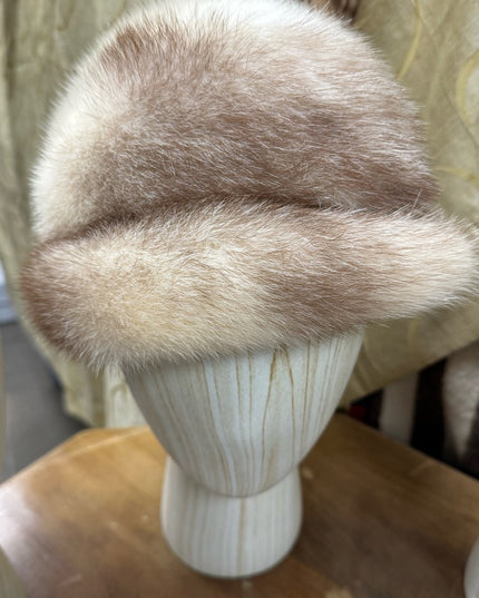Elegant Cream Blonde Mink Fur Women's Hat