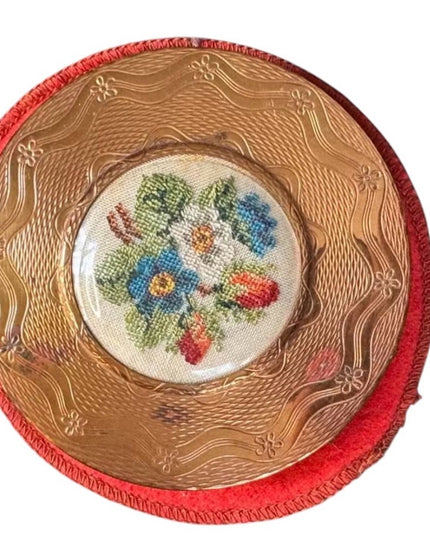 Vintage MC  Large Gold-Tone Metal Powder Compact Embroidered Floral Flowers