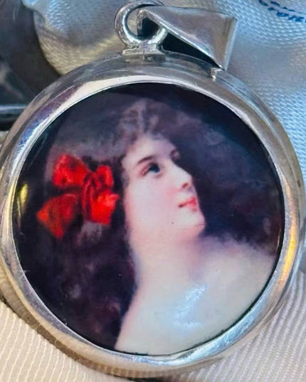 Modern Sterling Silver 925 Victorian-Style Portrait Miniature Pendant Cameo