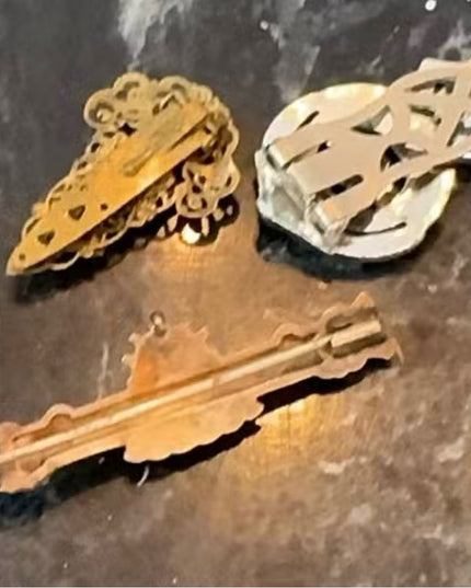 Lot of Antique Art Deco Jewelry Fur Clips Ornate Gold