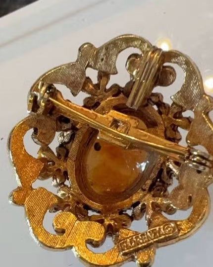 Vintage Florenza Antique Styled Shell Cameo Convertible Brooch Pendant Gold Tone