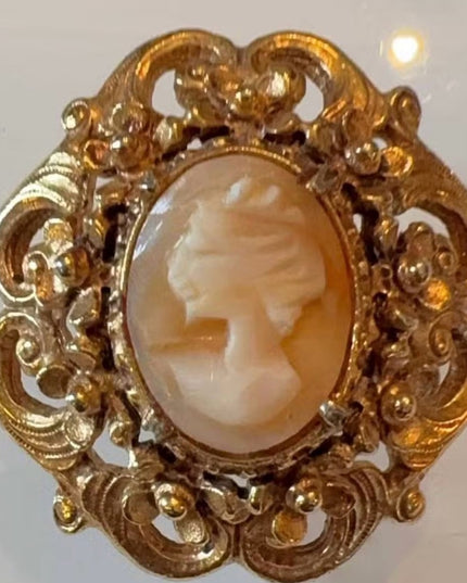 Vintage Florenza Antique Styled Shell Cameo Convertible Brooch Pendant Gold Tone