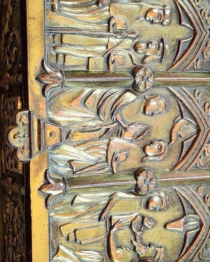 Antique Ornate Gold Finish Jewelry Casket Box Medieval Gothic Reliquary Trinket