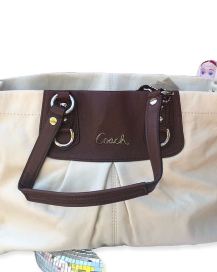 NWT Coach Leather F15513 Cream shoulder hobo bag purse