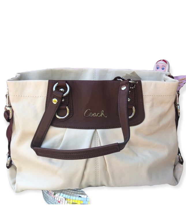 NWT Coach Leather F15513 Cream shoulder hobo bag purse