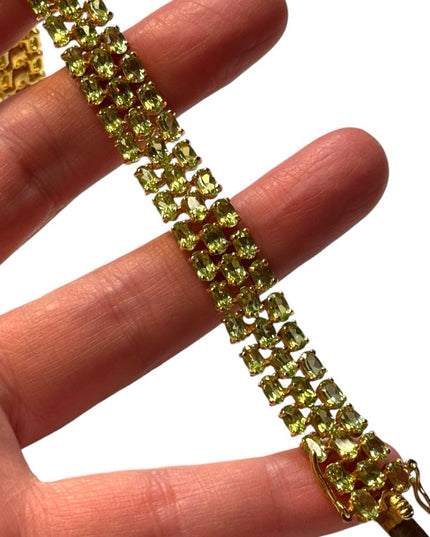 DBJ Dee Berkeley 925 Gold-plated Bracelet with Three Rows of Green Peridot Gem